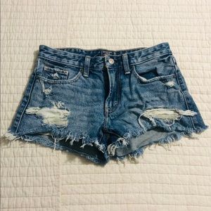 Abercrombie & Fitch destroyed denim jean shorts
